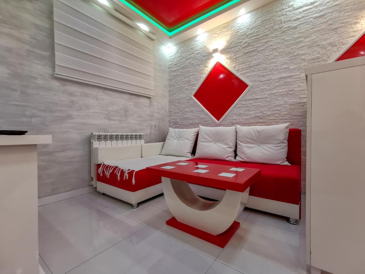 Spa Apartman Red Passion Apartment Belgrad Exterior foto