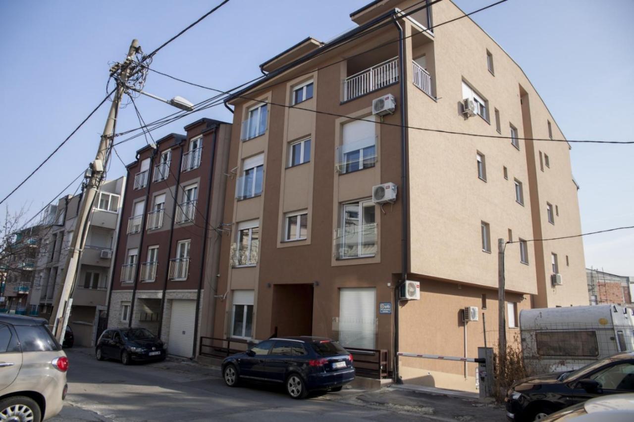 Spa Apartman Red Passion Apartment Belgrad Exterior foto